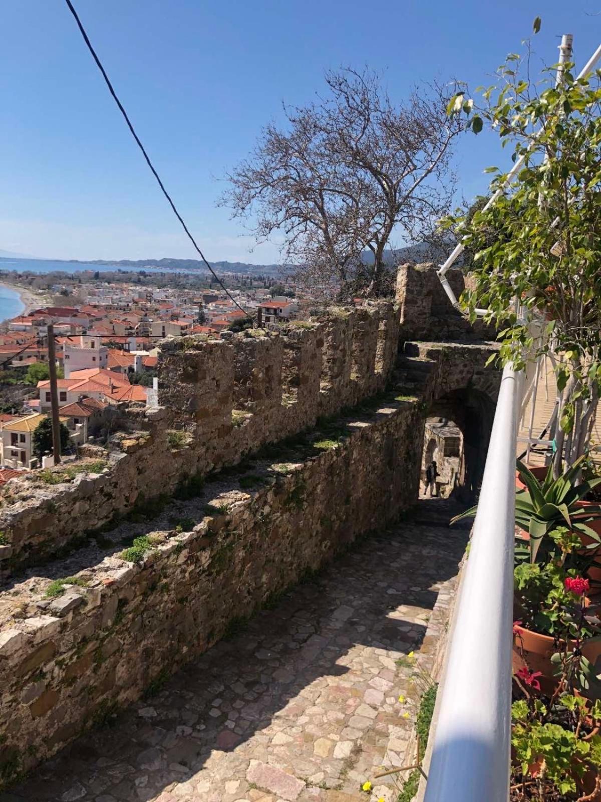Sideroporta Castle Nafpaktos Pensionat Eksteriør billede