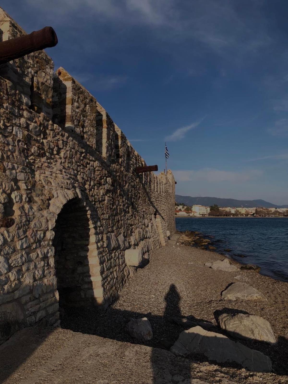 Sideroporta Castle Nafpaktos Pensionat Eksteriør billede